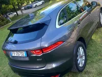 Usata Jaguar F-Pace Prestige 180 CV (132 kW) 2018 Grigio SUV