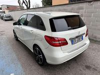 Usata Mercedes B200 Premium 136 CV (100 kW) 2013 Bianco Monovolume