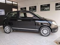 Usata Lancia Ypsilon 90 CV (66 kW) 2007 Nero Utilitaria