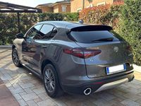 Usata Alfa Romeo Stelvio Executive 200 CV (147 kW) 2018 Grigio SUV