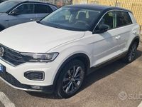 Usata VW T-Roc Advance 115 CV (84 kW) 2019 Bianco SUV
