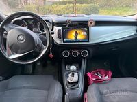 Usata Alfa Romeo Giulietta 120 CV (88 kW) 2016 Bianco Utilitaria