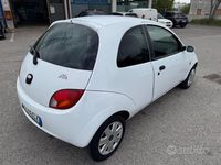 Usata Ford Ka 70 CV (51 kW) 2008 Bianco Utilitaria