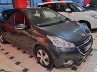 Usata Peugeot 208 Active 82 CV (60 kW) 2012 Grigio Utilitaria