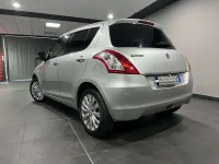 Usata Suzuki Swift Style 94 CV (69 kW) 2012 Argento Utilitaria