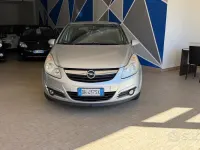 Usata Opel Corsa Cosmo 75 CV (55 kW) 2007 Grigio Utilitaria