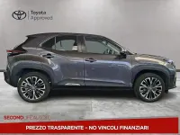 Usata Toyota Yaris Lounge 116 CV (85 kW) 2022 Grigio Utilitaria