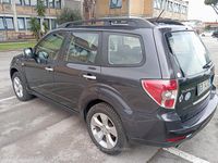 Usata Subaru Forester 147 CV (108 kW) 2010 Gray SUV