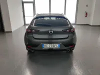 Nuova Mazda 3 140 CV (102 kW) 2026 Grigio scuro Berlina