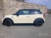 Usata Mini Cooper 122 CV (89 kW) 2014 Bianco Utilitaria