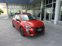 Nuova Peugeot 208 Allure+ 101 CV (74 kW) 2026 Rosso elixir Utilitaria