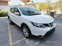 Usata Nissan Qashqai 110 CV (80 kW) 2015 Bianco SUV