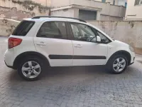 Usata Suzuki SX4 120 CV (88 kW) 2011 Bianco Berlina