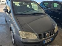 Usata Fiat Idea 90 CV (66 kW) 2010 Grigio Monovolume