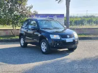 Usata Suzuki Grand Vitara 106 CV (77 kW) 2011 Nero SUV