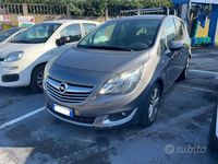 Usata Opel Meriva Cosmo 120 CV (88 kW) 2016 Grigio Monovolume