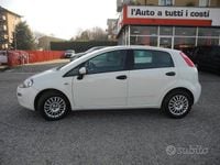 Usata Fiat Punto Street 75 CV (55 kW) 2014 Bianco Utilitaria