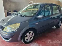 Usata Renault Scenic E-Tech 102 CV (75 kW) 2008 Blu Monovolume