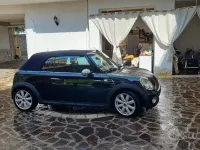 Usata Mini Cooper Cabriolet 120 CV (88 kW) 2009 Nero Cabrio