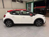 Usata Citroën C3 PureTech 110 CV (80 kW) 2022 Tetto rosso fondo bianco Utilitaria