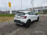 Usata Renault Captur 101 CV (74 kW) 2023 Bianco SUV