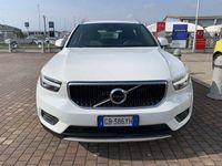 usata Volvo XC40 T2 Momentum