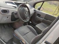 Usata Renault Modus 65 CV (47 kW) 2006 Grigio Monovolume