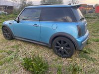 Usata Mini One D 75 CV (55 kW) 2005 Blu/azzurro Utilitaria