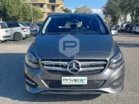 Usata Mercedes B180 109 CV (80 kW) 2017 Grigio Utilitaria