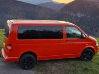 Usata VW Multivan Startline 140 CV (102 kW) 2013 Arancione Monovolume
