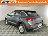 Usata VW T-Roc Life 150 CV (110 kW) 2024 Grigio SUV