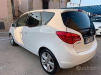 Usata Opel Meriva Cosmo 120 CV (88 kW) 2014 Bianco Monovolume