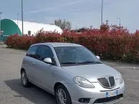 Usata Lancia Ypsilon 60 CV (44 kW) 2010 Utilitaria