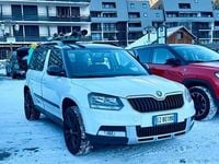 Usata Skoda Yeti Outdoor 105 CV (77 kW) 2015 Bianco SUV