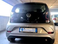 Usata VW up! Highline 75 CV (55 kW) 2020 Argento Utilitaria
