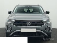 Usata VW T-Roc Goal 116 CV (85 kW) 2024 Grigio SUV