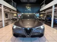 Usata Alfa Romeo Stelvio 190 CV (139 kW) 2018 Grigio SUV