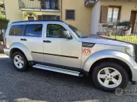 Usata Dodge Nitro 177 CV (130 kW) 2009 Grigio SUV
