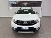 Usata Dacia Sandero Stepway 90 CV (66 kW) 2017 Bianco Berlina