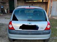 Usata Renault Clio II Expression 58 CV (42 kW) 2003 Grigio Utilitaria