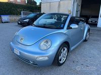 Usata VW New Beetle Cabriolet 101 CV (74 kW) 2004 Blu Cabrio