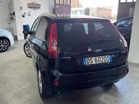 Usata Ford Fiesta Ghia 67 CV (49 kW) 2008 Nero Utilitaria