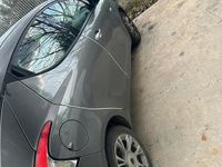 Usata Lancia Ypsilon 95 CV (69 kW) 2016 Grigio Utilitaria