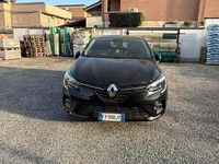 Używany Renault Clio V Intens 101 KM (74 kW) 2019 Czarny Sedan/Limuzyna