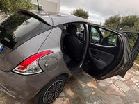 Usata Lancia Ypsilon 69 CV (50 kW) 2021 Utilitaria