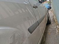 Usata Ford Fiesta 107 CV (78 kW) 2006 Grigio Utilitaria