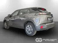 Usata Peugeot 2008 Active 101 CV (74 kW) 2023 Grigio SUV
