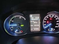 Usata Toyota Yaris Hybrid Active 73 CV (53 kW) 2017 Argento Berlina