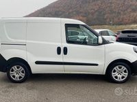 Usata Fiat Doblò S 95 CV (69 kW) 2018 Bianco Monovolume