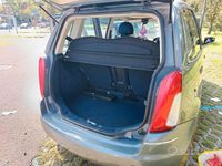 Usata Lancia Musa 90 CV (66 kW) 2009 Grigio Monovolume